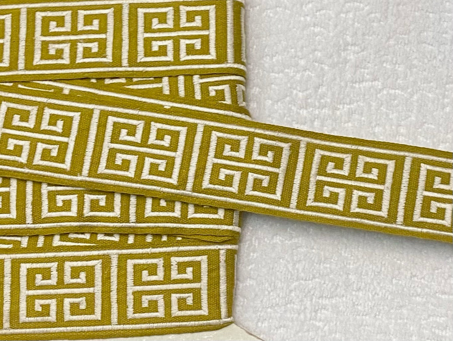TG614- Chartreuse