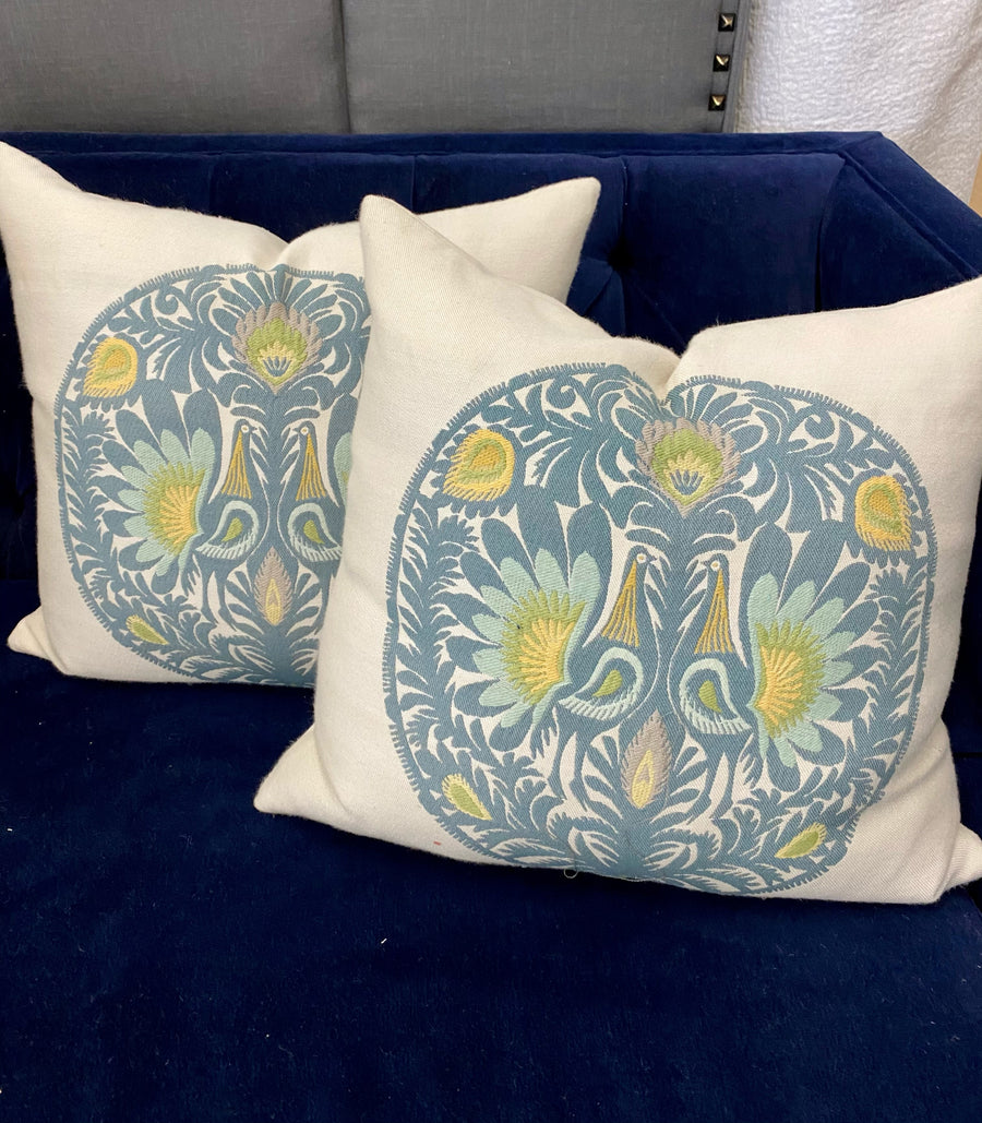 L'amour Fresco Pillow